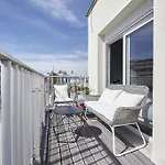 Appartement Lumineux Avec Terrasse