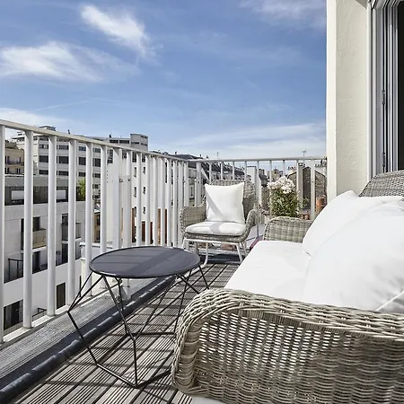 Lumineux Avec Terrasse Parigi